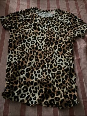 Leopard Print Short Sleeve Women’s Tee - Brown